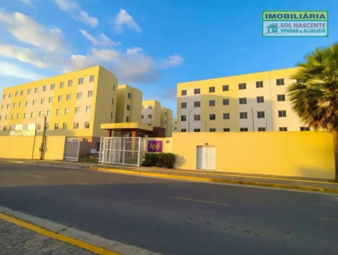 Apartamento com 2 dormitórios para alugar, 52 m² por R$ 1.262,05/mês - Guajiru - Fortaleza