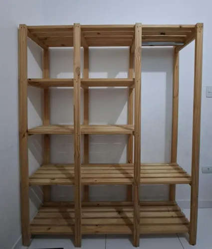 Closet aberto madeira