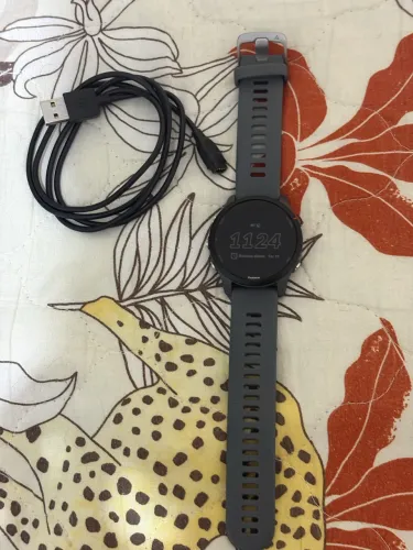 Garmin Forerunner 255 GPS - Impecável (Estado de Novo)