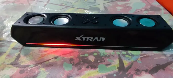 Caixa De Som Bluetooth XTRAD CS-53 20W RGB TWS FM USB