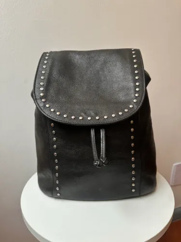 Mochila em couro legítimo Via Mia
