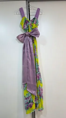 Vendo vestido floral festa