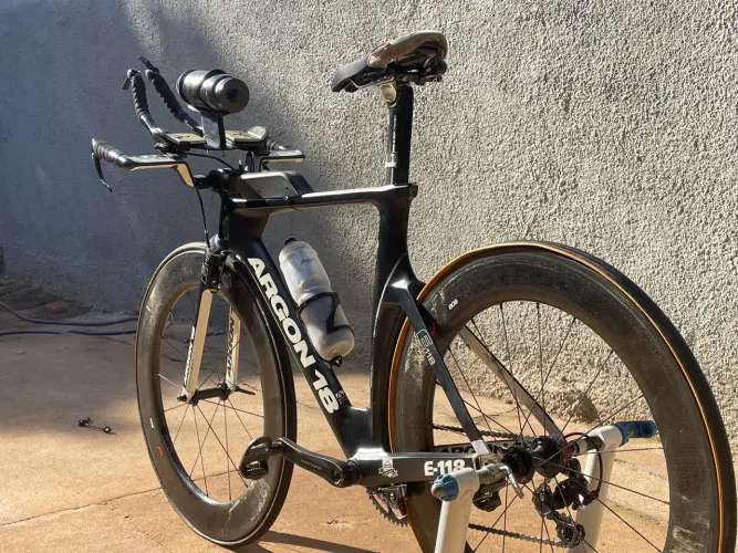 Bike TT - Argon 18 E-118 - Triathlon/ Contra relógio
