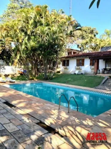 Chácara com 4 quartos, 1.458 m², R$ 1.600.000 - Belvedere. Atibaia.