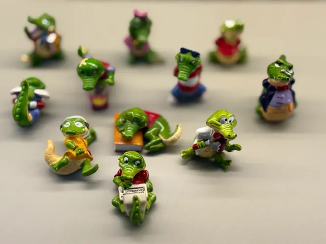 Lote kinder ovo coleção jacaré crocodilo raros