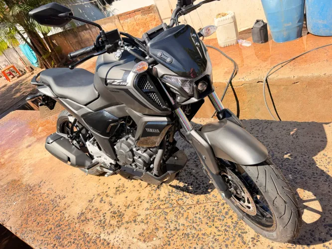 Fz15 abaixo da tabela Fipe 
