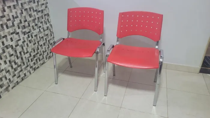 Cadeiras vermelhas