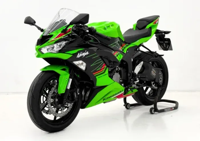 Kawasaki NINJA ZX-6R 636