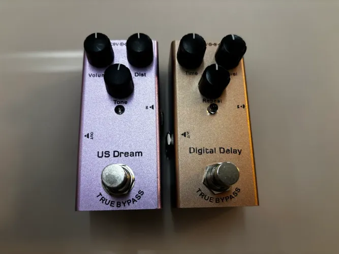 Mini Pedal Delay true by pass e Us dream(distorção)