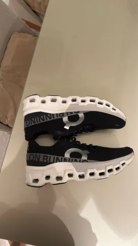 On Cloudmonster 2
