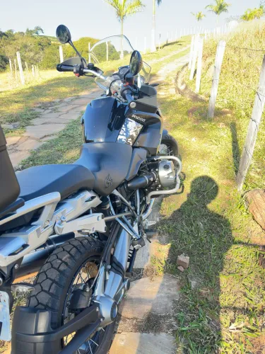 Gs 1200 triplo black nada a fazer. Analiso troca por carro .