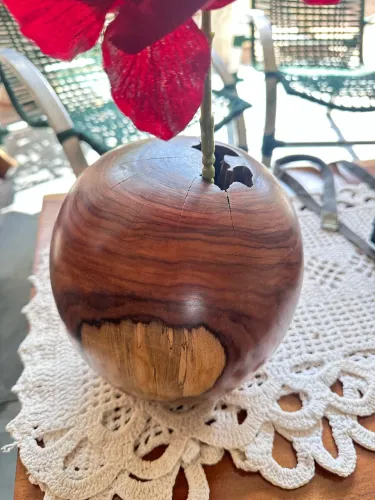 Floreiro esfera madeira artesanal