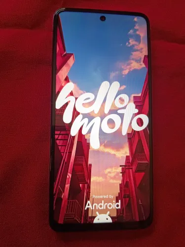 VENDO MOTOROLA G5 CEMINOVO BEM BARATO SEM AVARIAS COM CAPA PELICULA