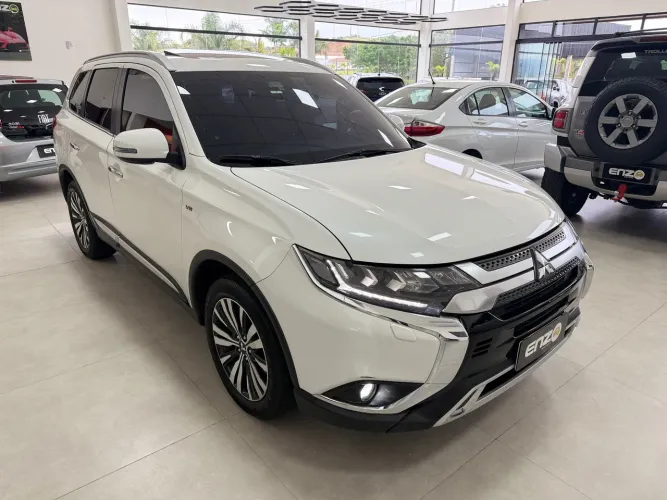 Mitsubishi Outlander HPE-S 3.0 V6 4X4 5P Aut. 2022