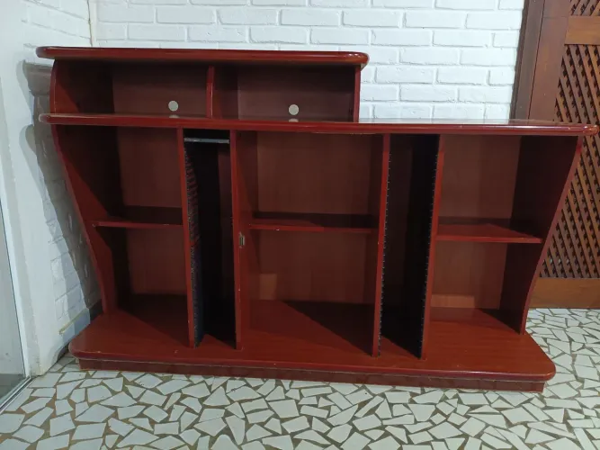 Rack TV com porta-cds Madeira maciça