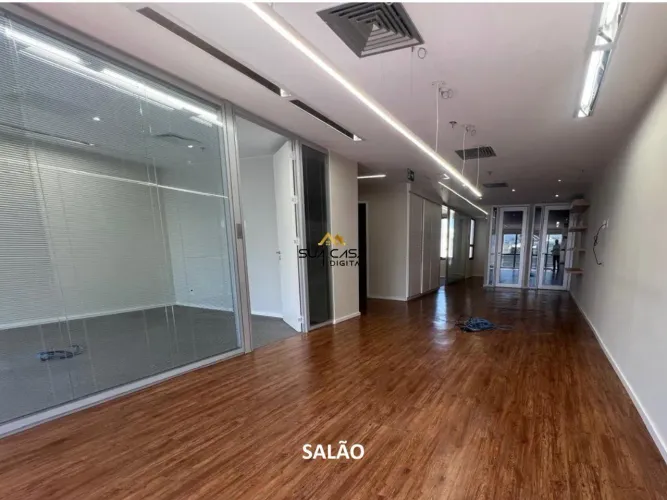 Sala Comercial 142m² no Coração do Leblon Ampla, Sofisticada e em Localização Premium REF