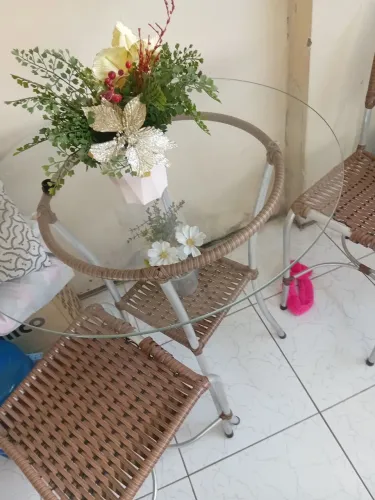 Mesa com cadeiras