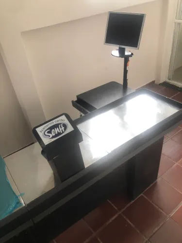 Balcão caixa check -out com kit automação de 2 m valo 1550,00