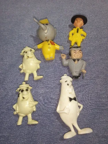 Lote boneco promocional anos 60.