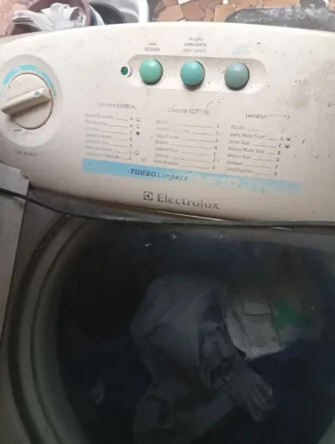 Máquina de lavar Electrolux LF10 10,2 kg com defeitos ? retirada de peças ou conserto ? so