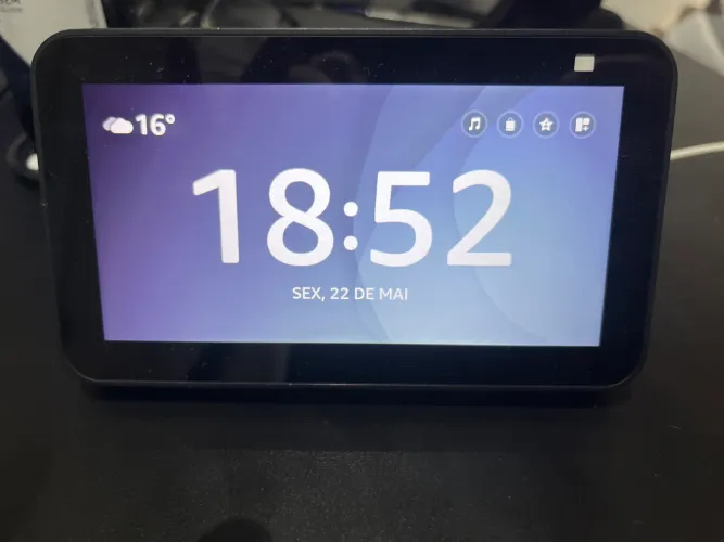 alexa eco show 5 