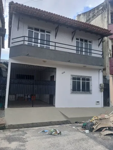 Alugo bela casa no conjunto Gleba 1 na marambaia perto da rua da marinha