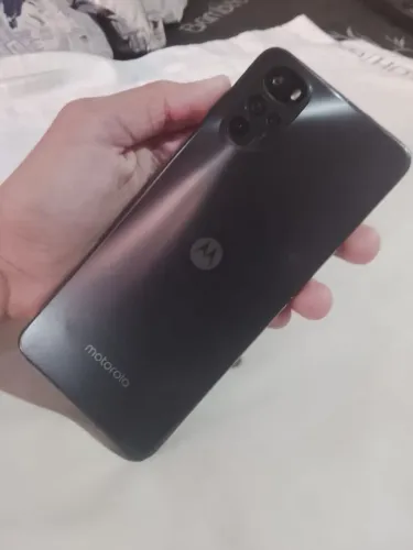 Vendo celular moto g22