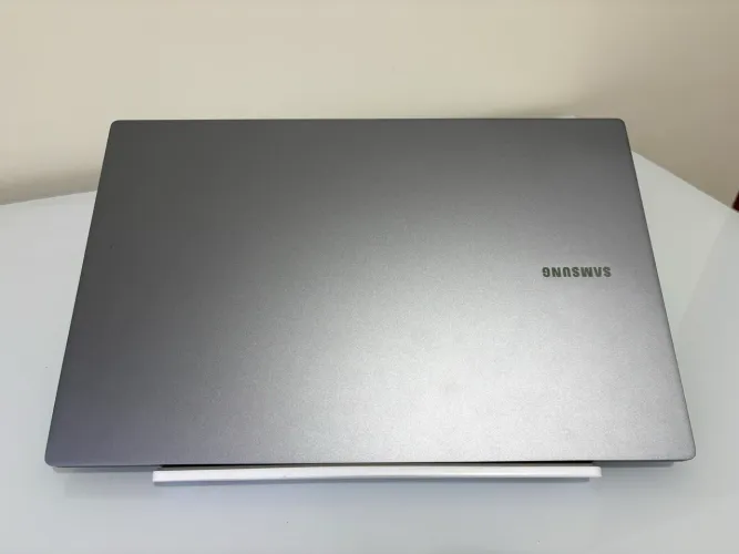 Notebook GalaxyBook 4 Samsung i5