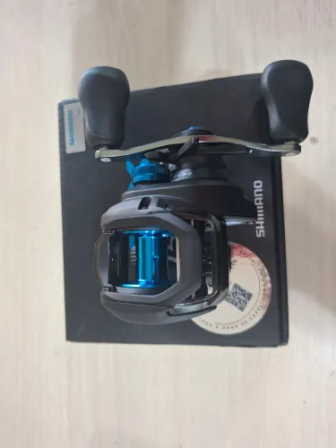 Carretilha shimano SLX 152HG