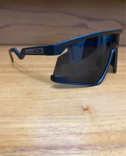 ÓSCULOS DE SOM OAKLEY