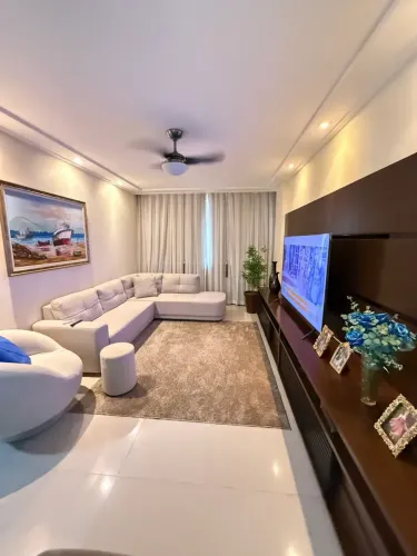 Apartamento com 120m²  3 qts com suites, com vista para o mar, mobiliado,  localização pri