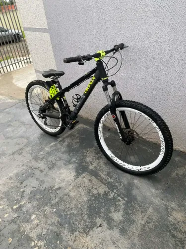 Bicicleta Viking Tuff 30