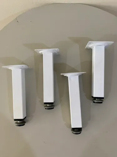 conjunto de 4 pés reguláveis para móveis - 15cm