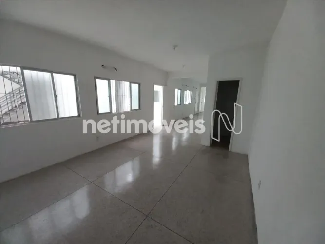 Área Comercial com Salas para Aluguel nos Mares ( Cidade Baixa )