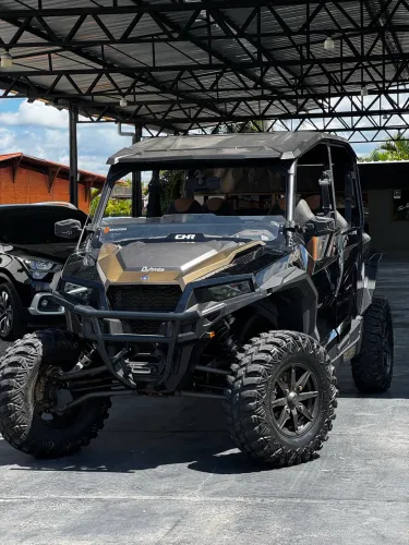 POLARIS GENERAL XP4 2022