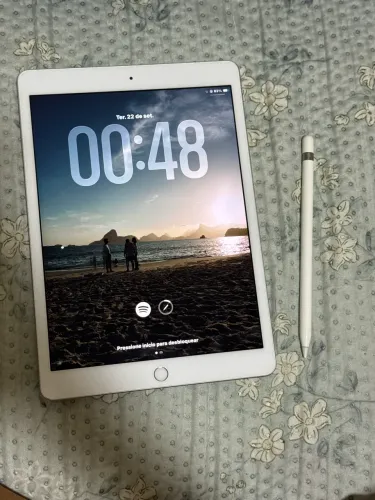 IPAD 8