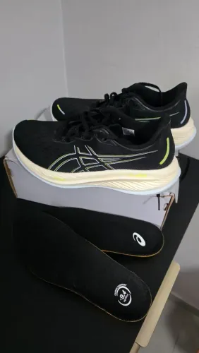 Tenis asics corrida tamanho 36 usado 5vzs