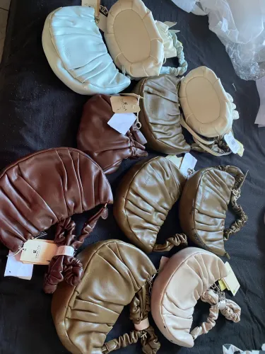 Bolsas novas com defeito lote com 10unidades - marca Chalita