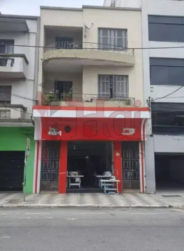 Prédio de Uso Misto à Venda no Bom Retiro 900m²