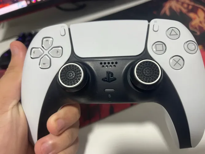 Controle PS5 com analógicos Hall Effect