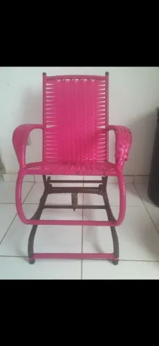 Cadeirinha de balanço para criança. 
