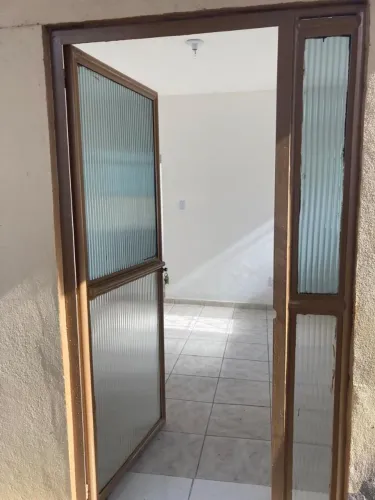 Aluga-se kitnet no bairro Baiminas - Cachoeiro de Itapemirim