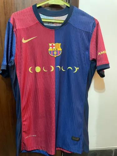 Camisa Barcelona 2024 modelo jogador edição especial