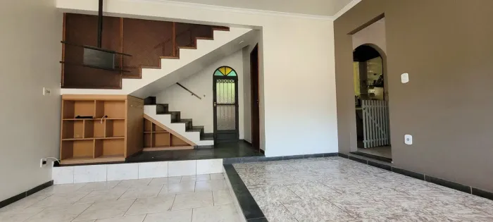 Casa com 3 dormitórios à venda, 150 m² por R$ 450.000 - Vila Valqueire - Rio de Janeiro/RJ