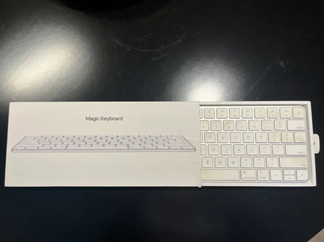 Magic Keyboard Apple MAC