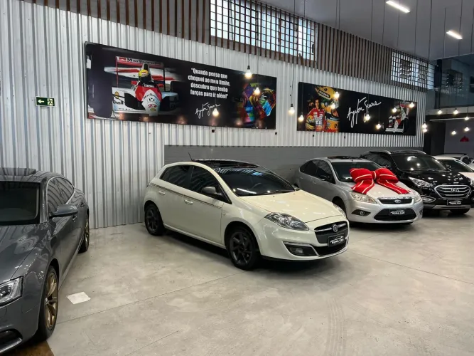 Fiat Bravo Sporting 1.8 Flex 16V 5P 2016
