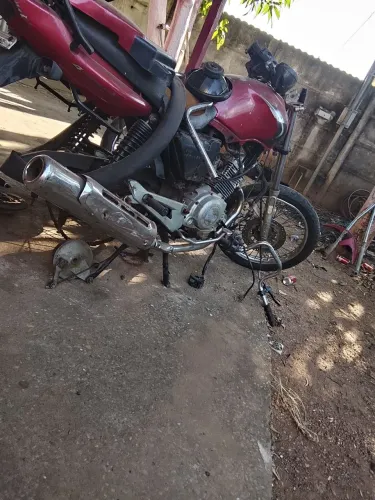 Moto para reforma ou sucata