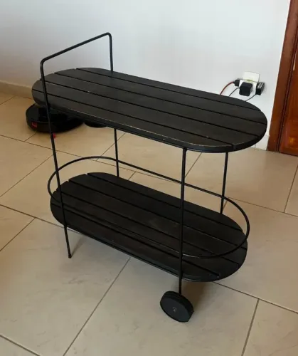 CARRINHO BAR / APARADOR TOKSTOK EM MADEIRA E METAL PRETO