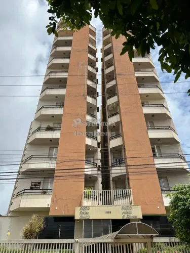 Boa Vista / Edifício Scalon Giroldo - Apartamento de 3 dormitórios com sacadas e sala com