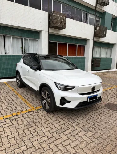 Volvo XC40 Recharge Plus (elétrico) 2023